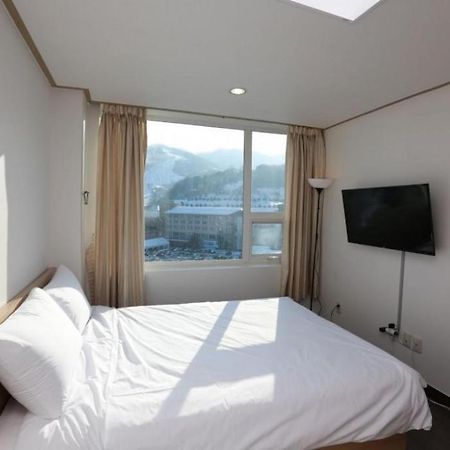 Pyeongchang The White View Exterior foto